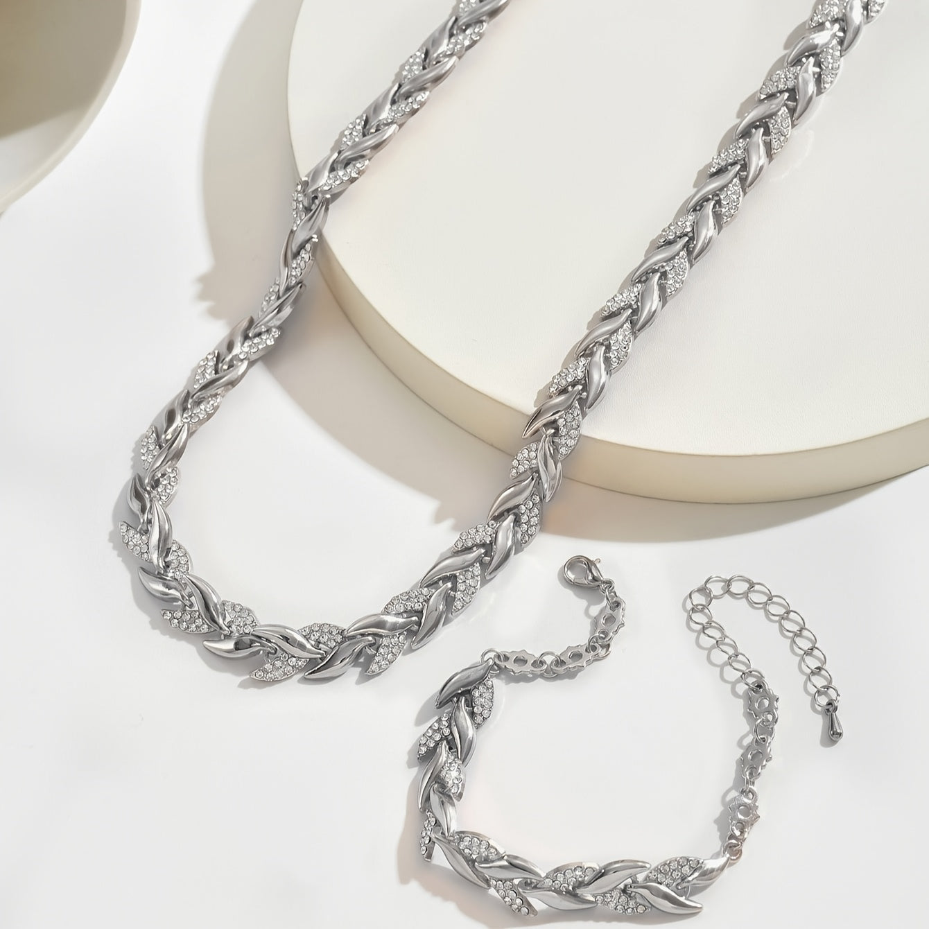 Mura | Collana Intrecciata