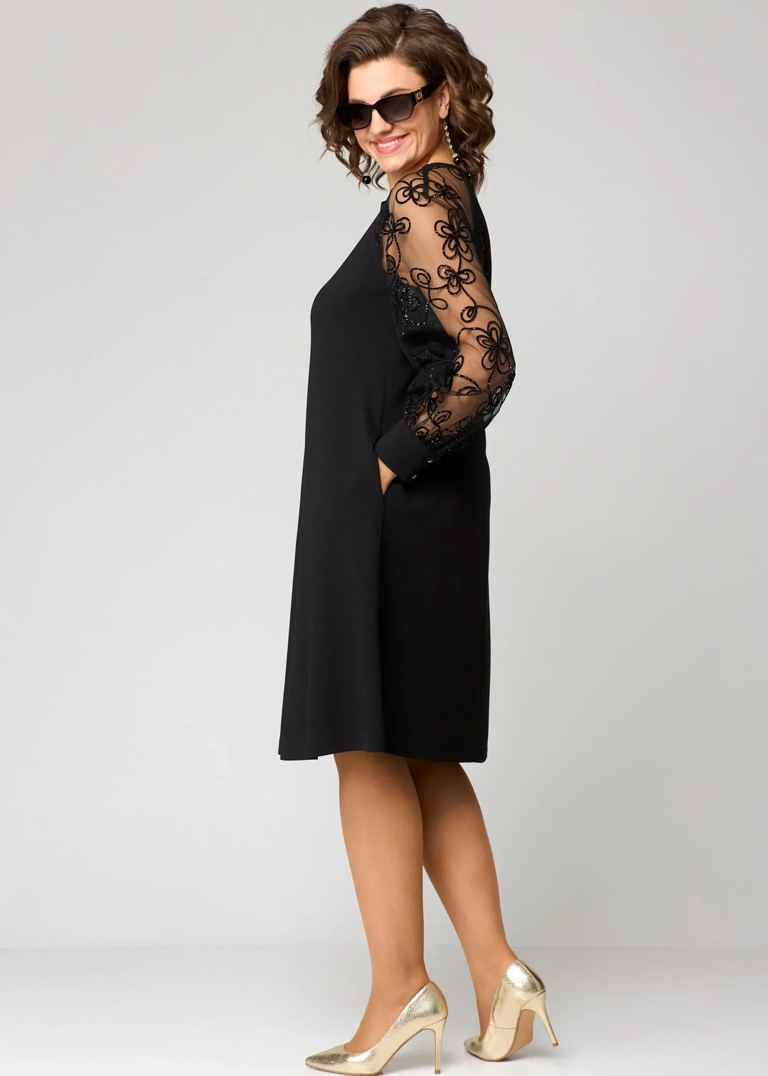 Edyth Elegante vestido de encaje
