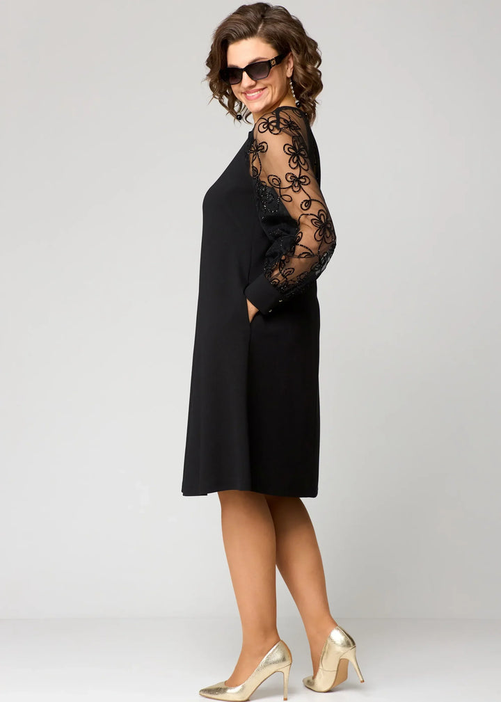 Edyth Elegante vestido de encaje