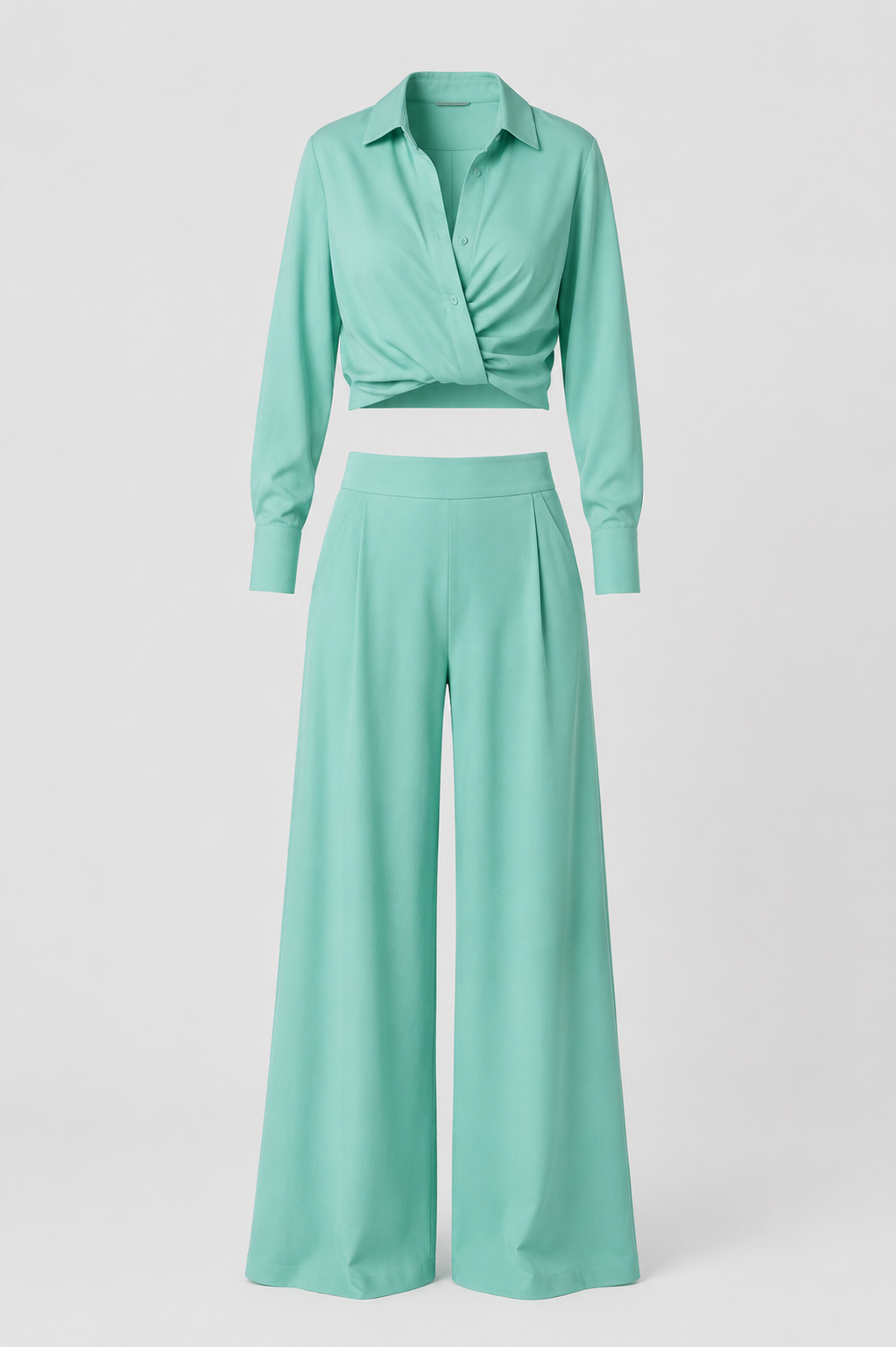 Conjunto de verano con camisa anudada y pantalón palazzo de cintura alta