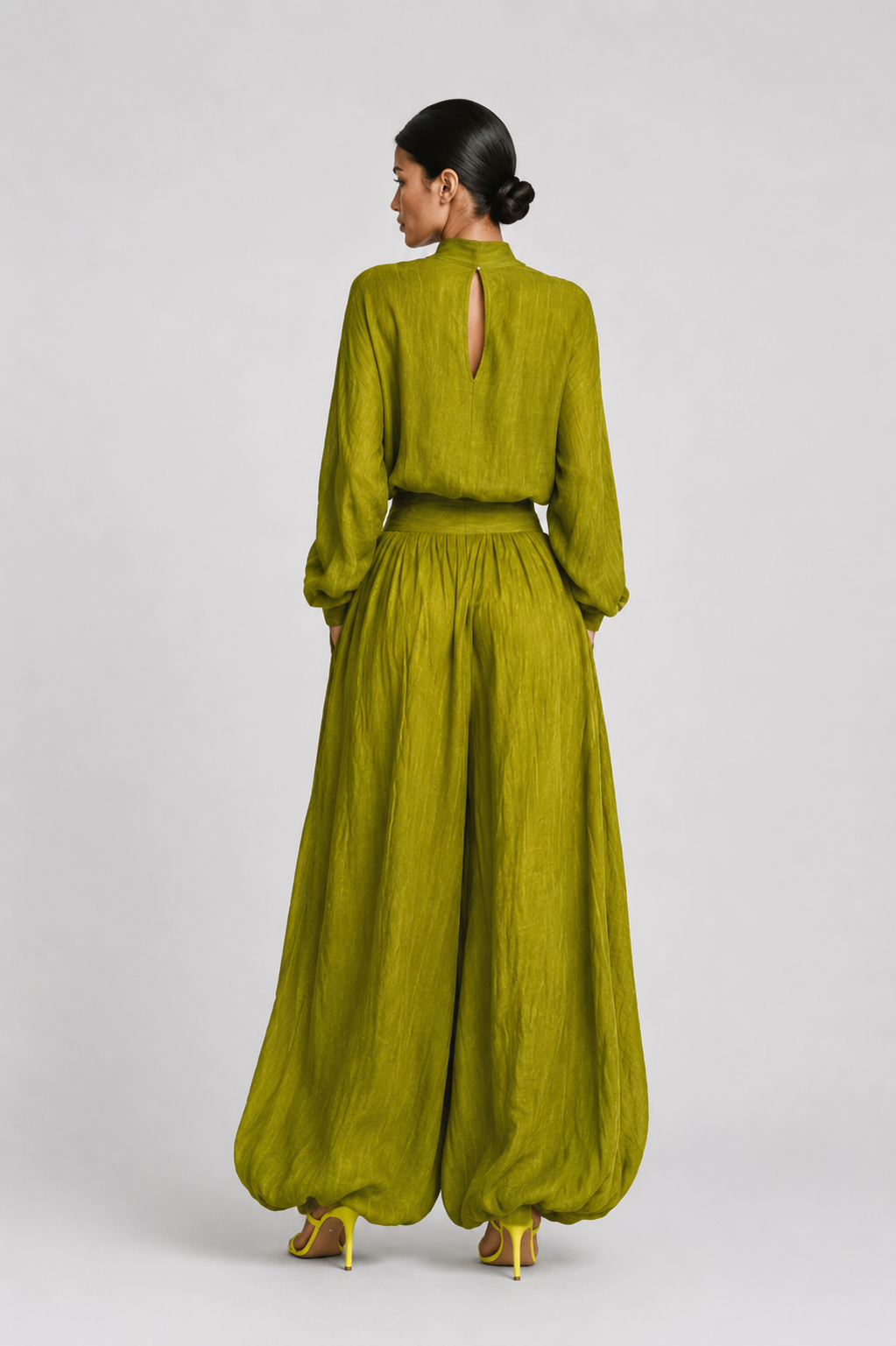 Conjunto de mujer verde en mezcla de algodón y lino