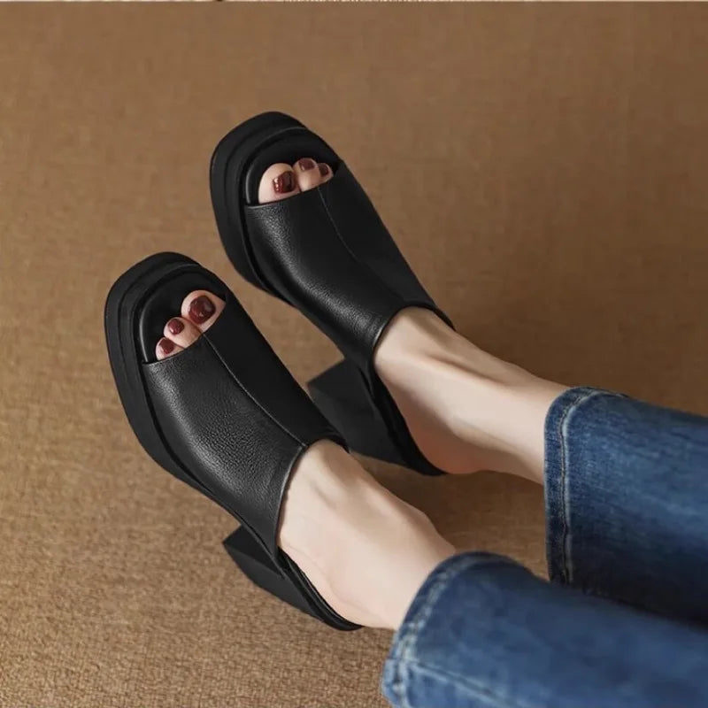 Vittoria | Sabot con platform elegante