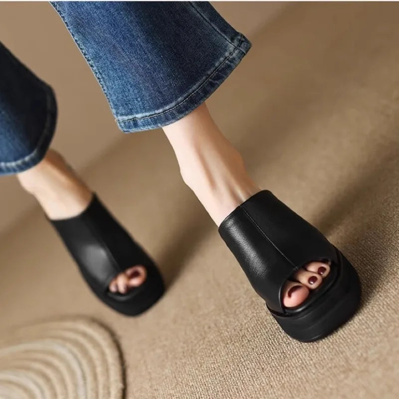 Vittoria | Sabot con platform elegante