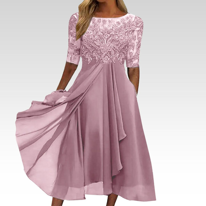 Zaria – El vestido midi de encaje favorecedor