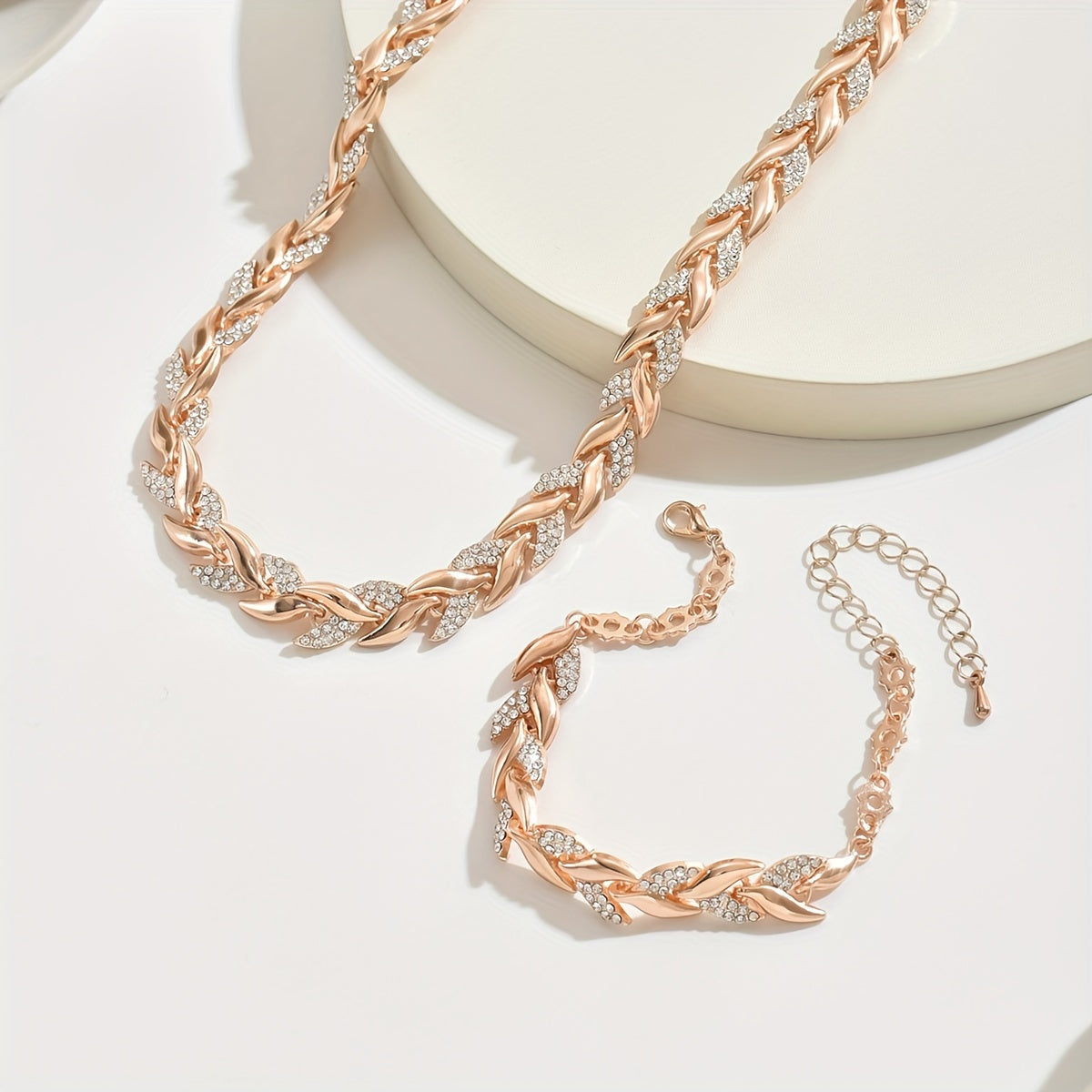 Mura | Collana Intrecciata