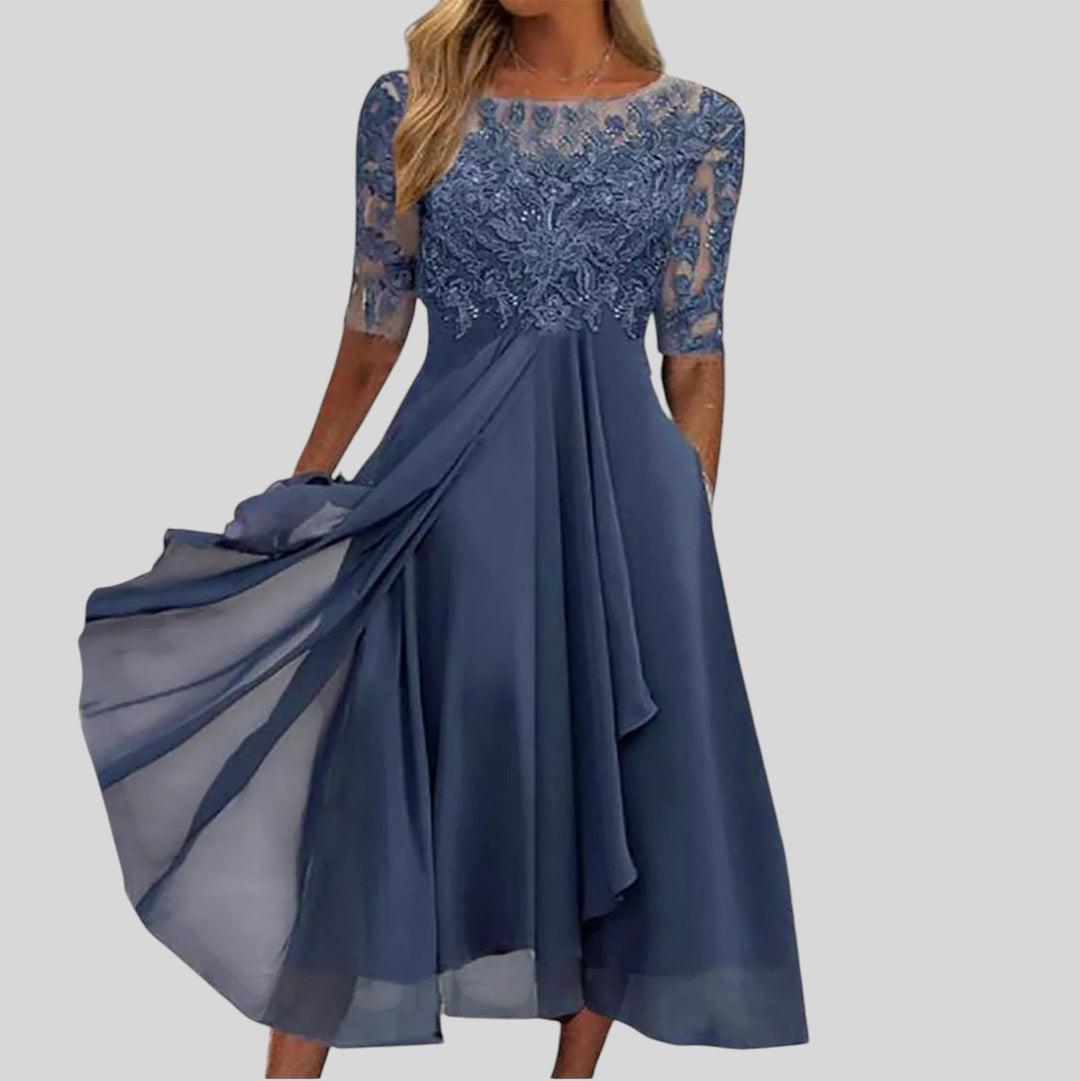 Zaria – El vestido midi de encaje favorecedor