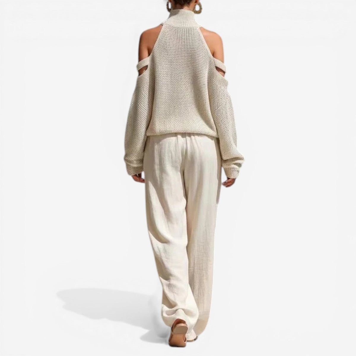 Neri | Maglia morbida cut-out