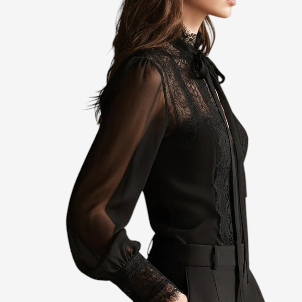 Tetyana | Blusa elegante velata